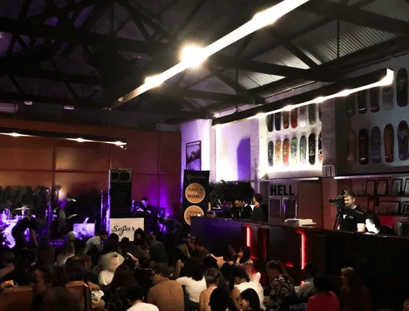 Warehouse-gig Warehouse-gig
